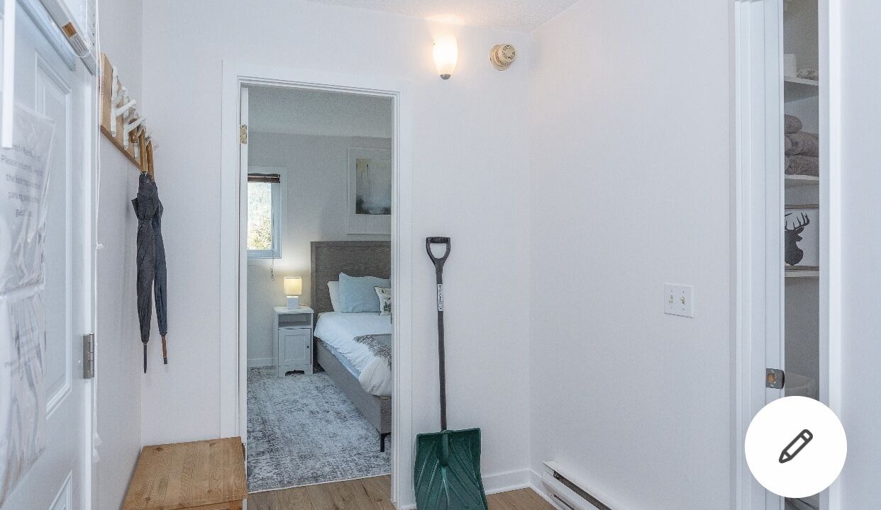 Photo of Bedroom in Whistler Creekside