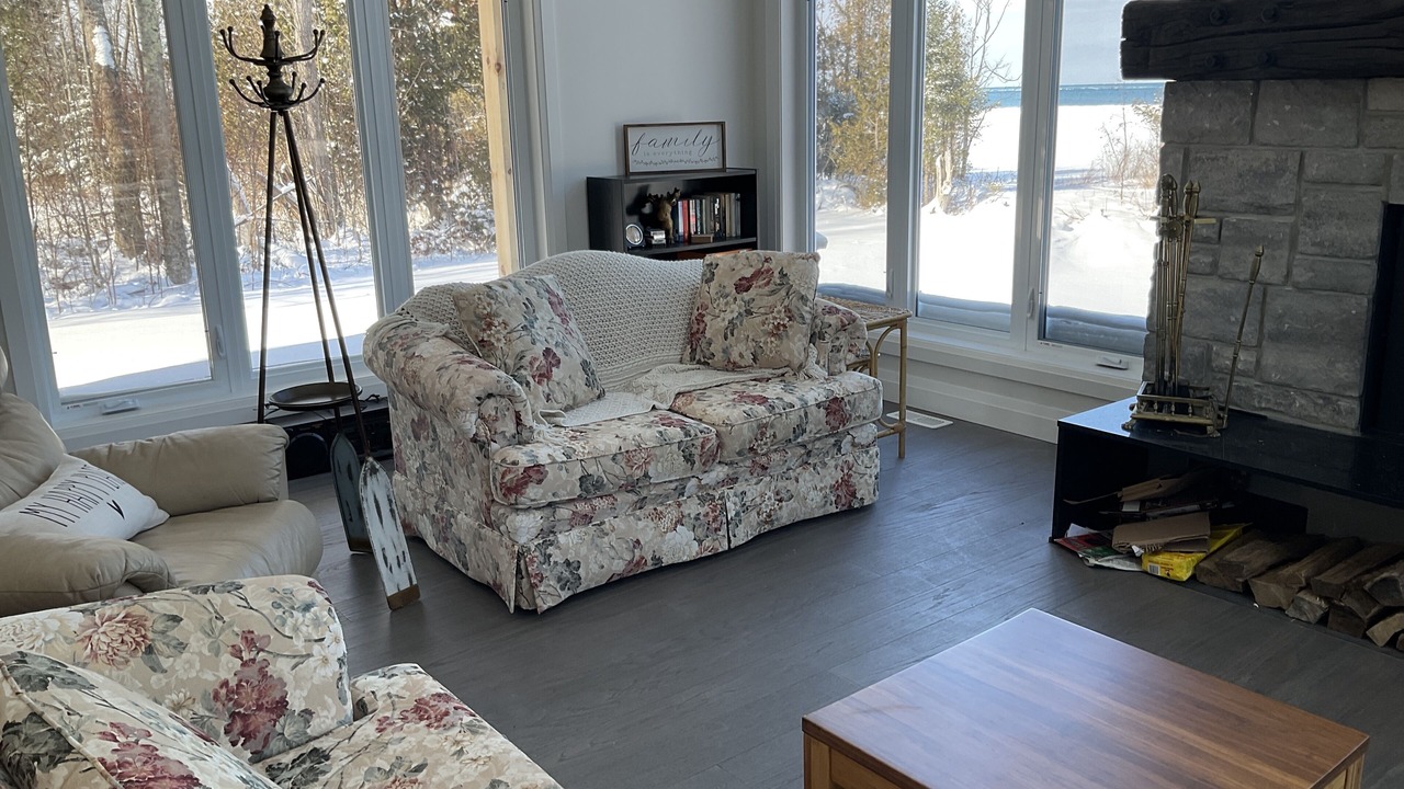 Photo of Bedroom in Kincardine