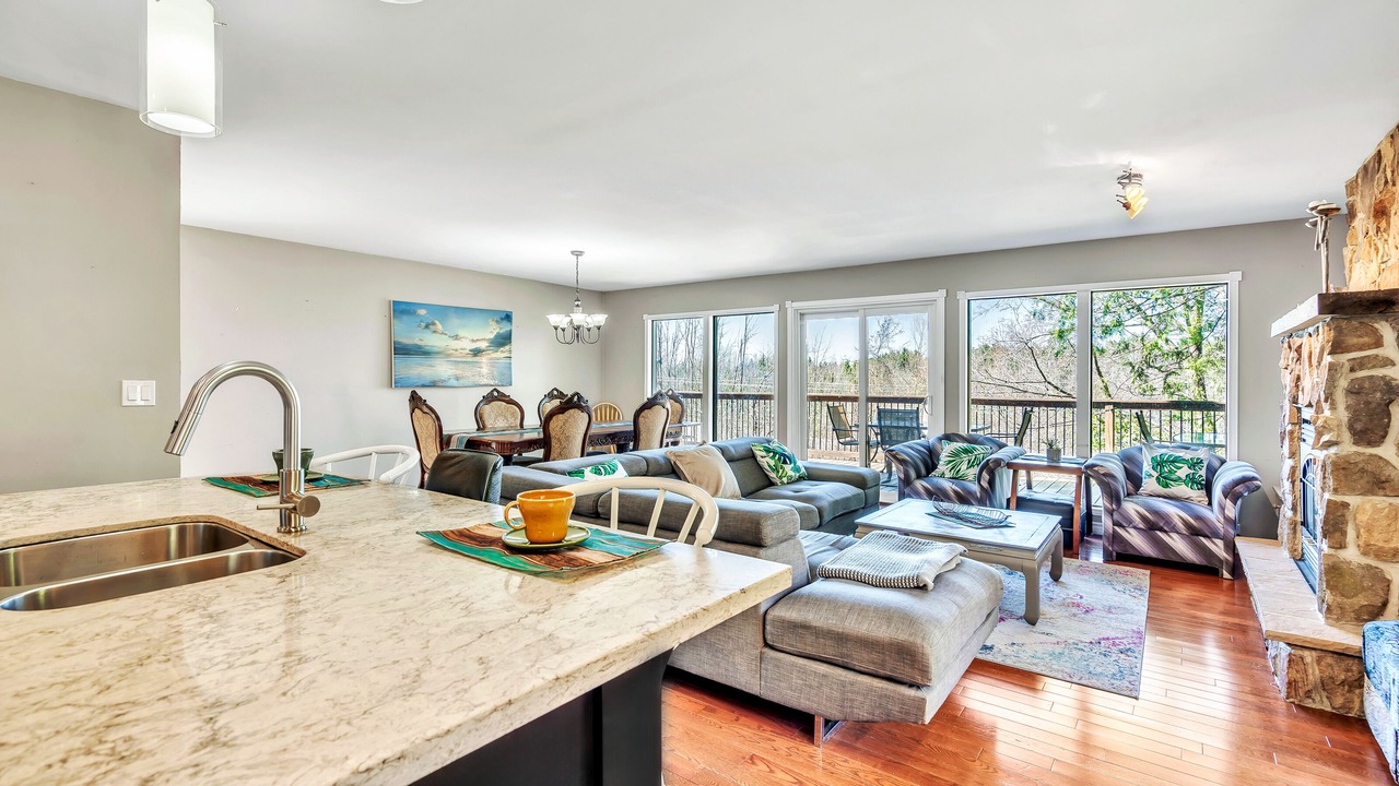 Photo of Livingroom in Meaford