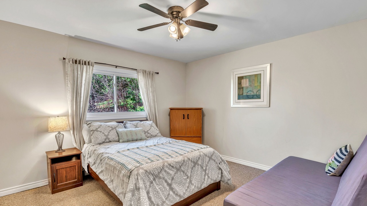 Photo of Bedroom in Meaford