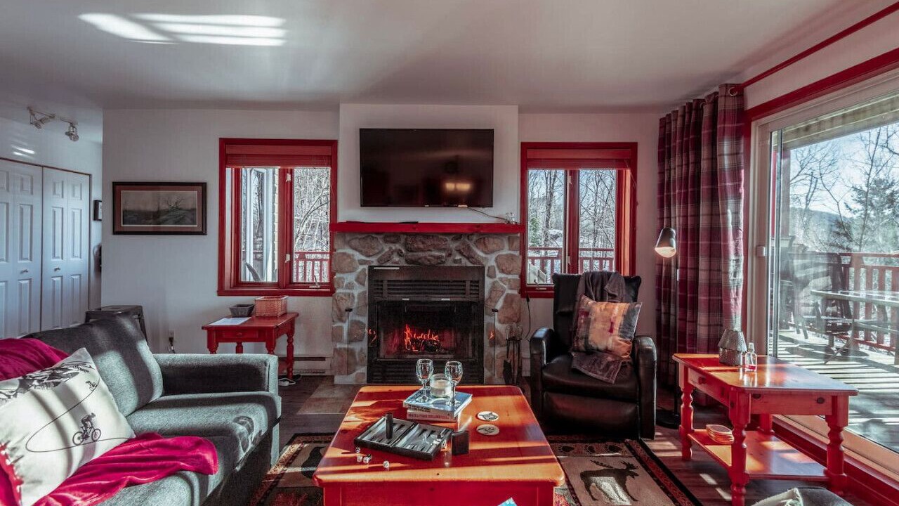 Photo of Livingroom in Mont-Tremblant