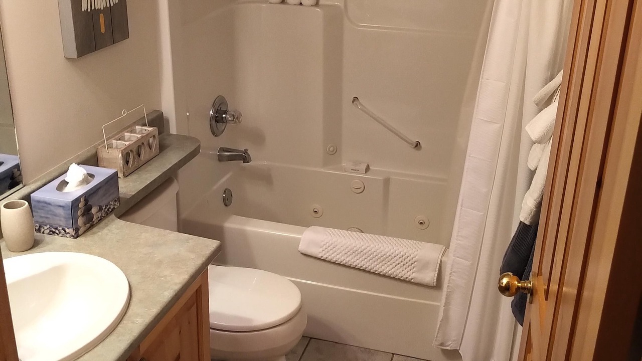 Photo of Bathroom in Sun Peaks