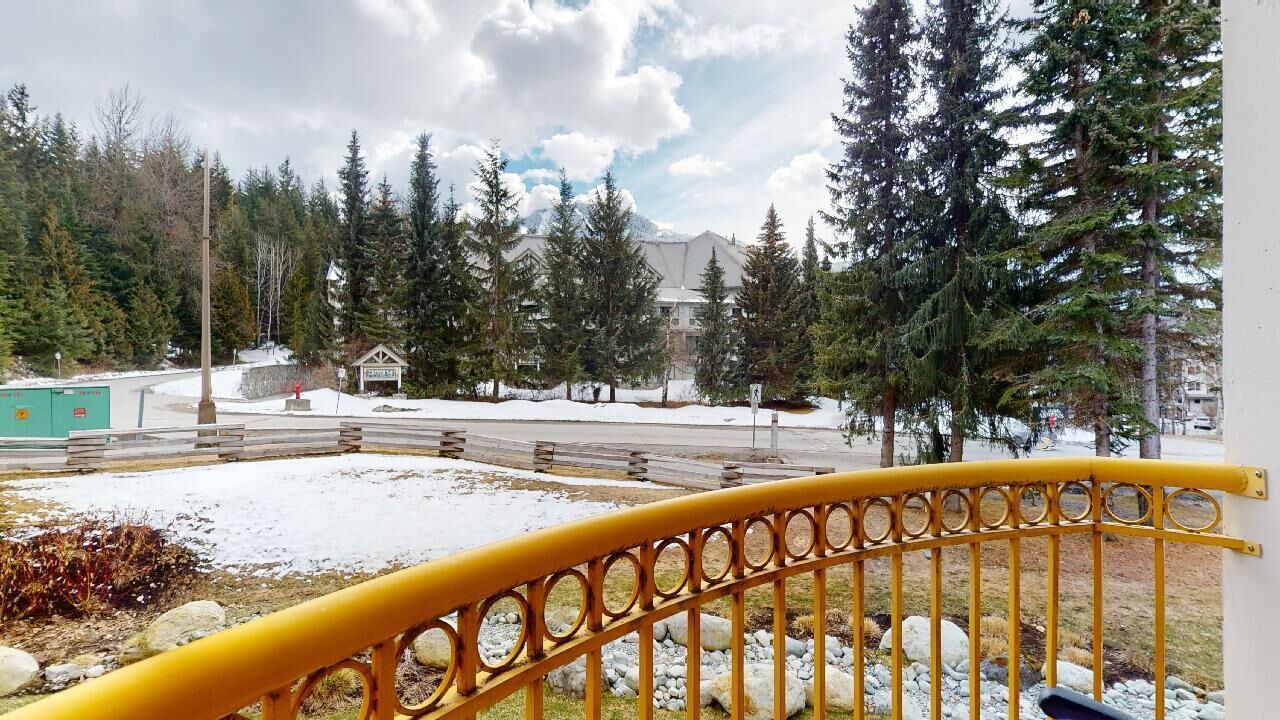 Photo of Outdoor in Upper Village