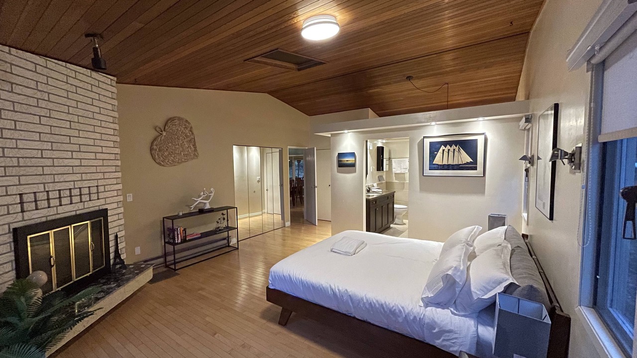 Photo of Bathroom in West Porpoise Bay
