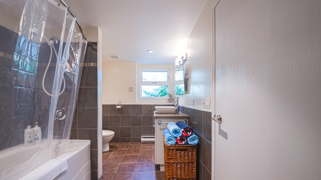 Photo of Bathroom in West Porpoise Bay