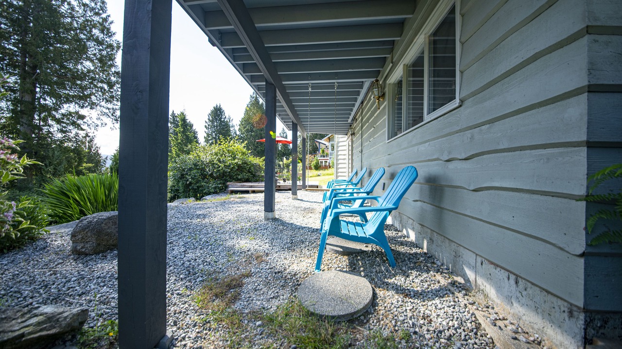Photo of Patio Balcony in West Porpoise Bay