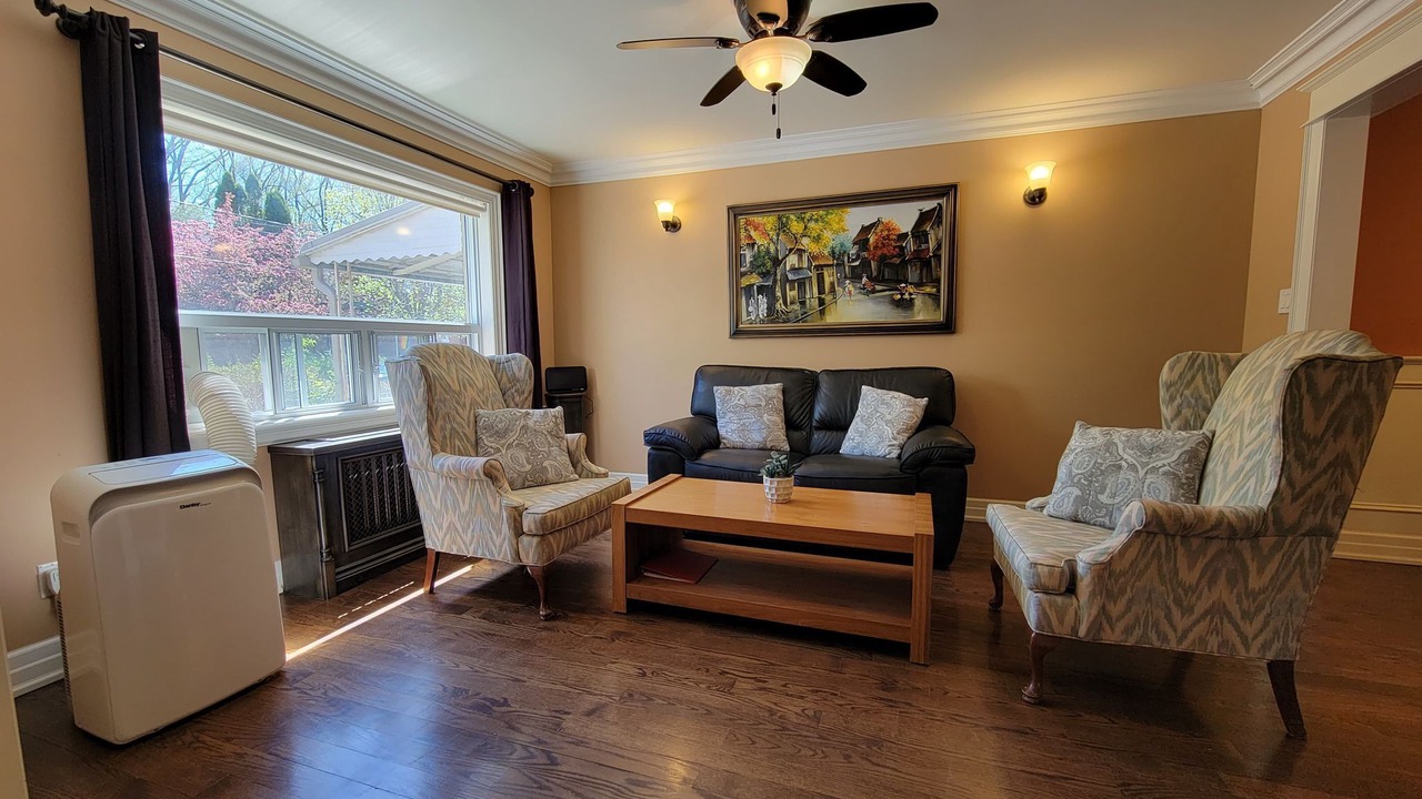 Photo of Livingroom in Greenwood - Coxwell