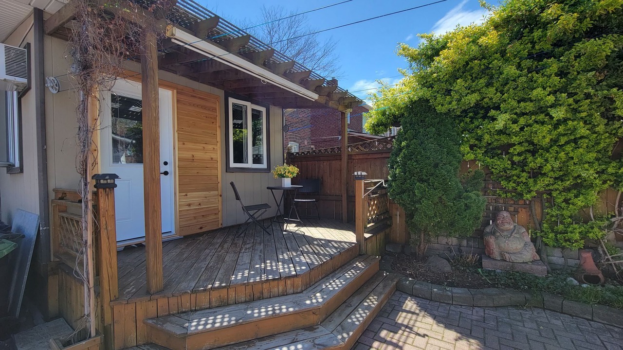 Photo of Outdoor in Greenwood - Coxwell