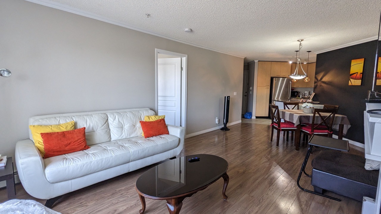 Photo of Livingroom in Lincoln Park