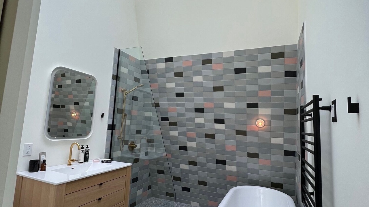 Photo of Bathroom in Roberts Creek