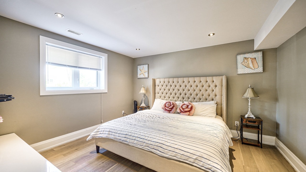 Photo of Bedroom in Gravenhurst