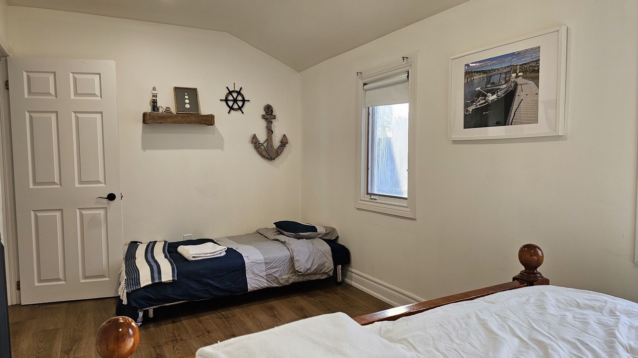 Photo of Bedroom in Bowmanville