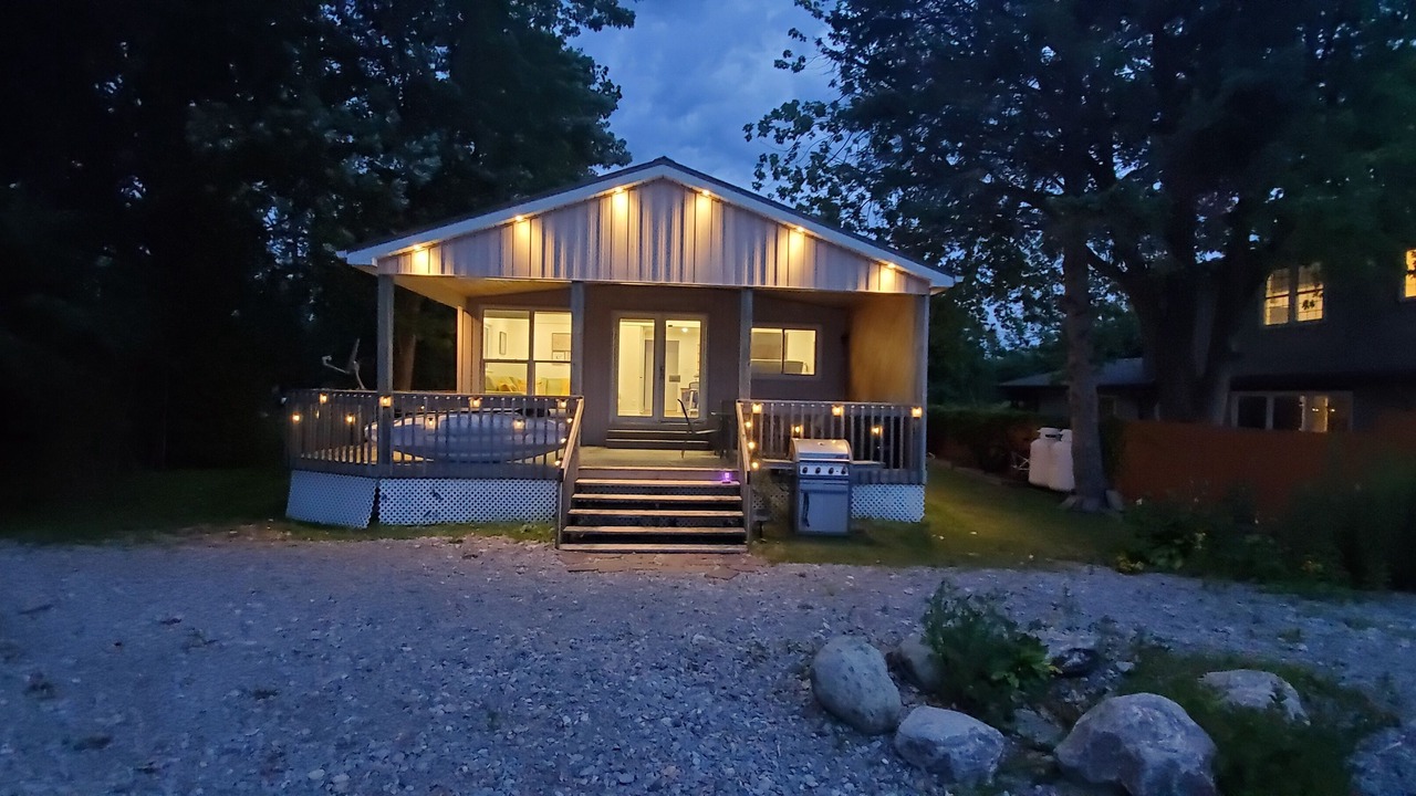 Photo of Outdoor in Bowmanville
