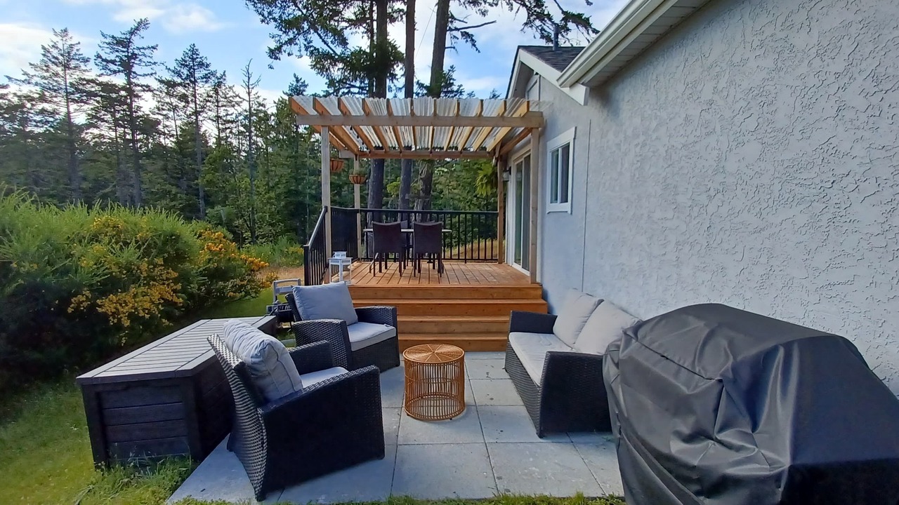 Photo of Patio Balcony in Metchosin