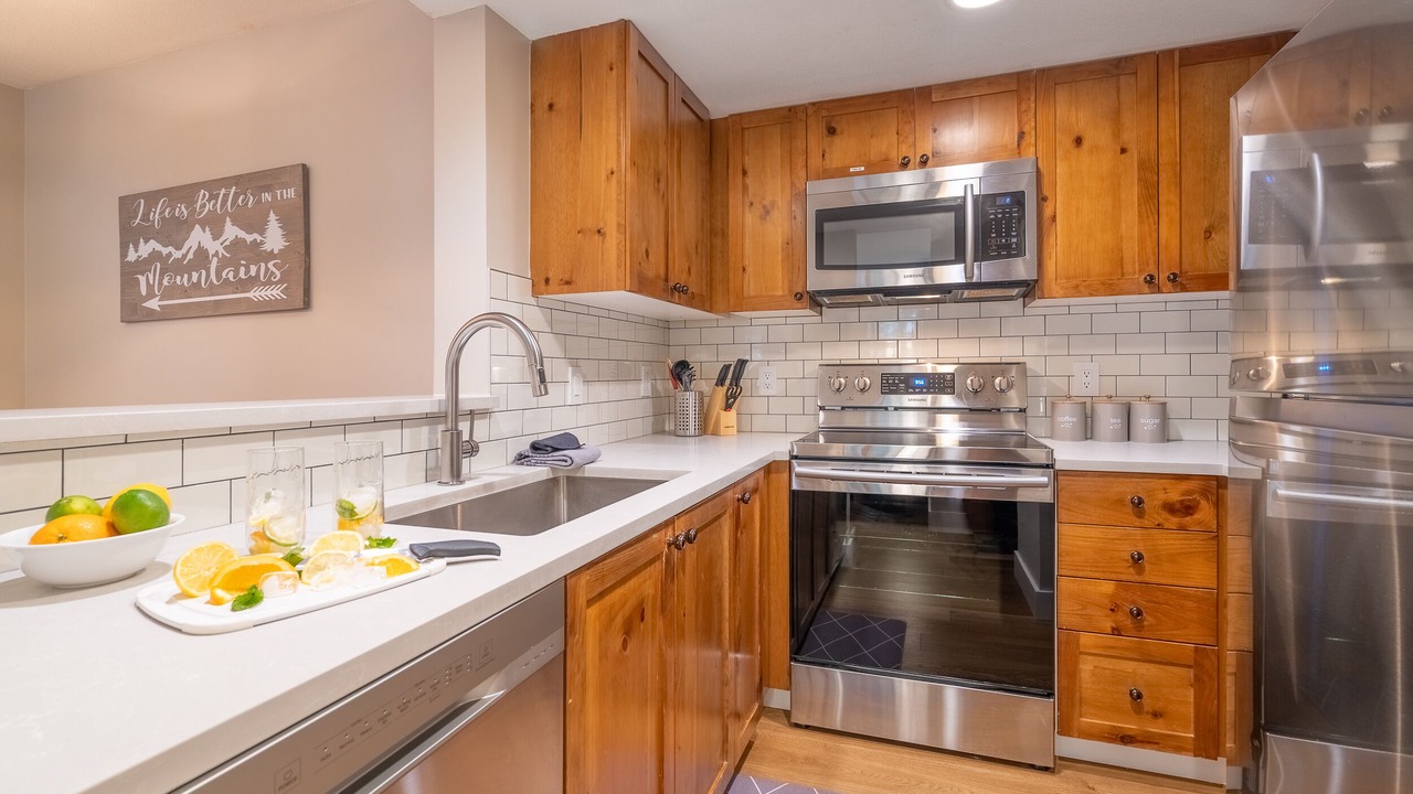 Photo of Others in Whistler Cay Estates