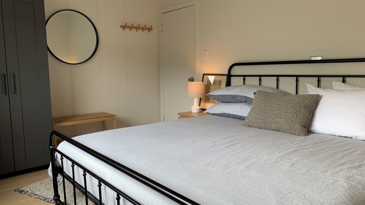 Photo of Bedroom in Okanagan-Similkameen