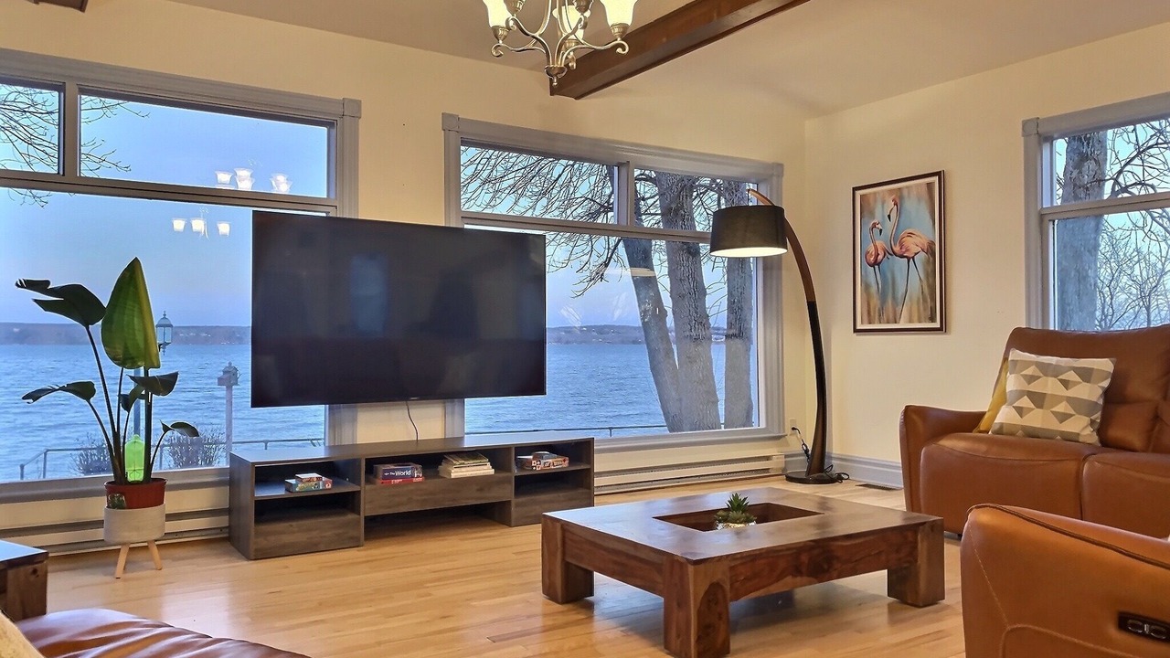 Photo of Livingroom in Saint-Laurent-de-l'ile d'Orleans