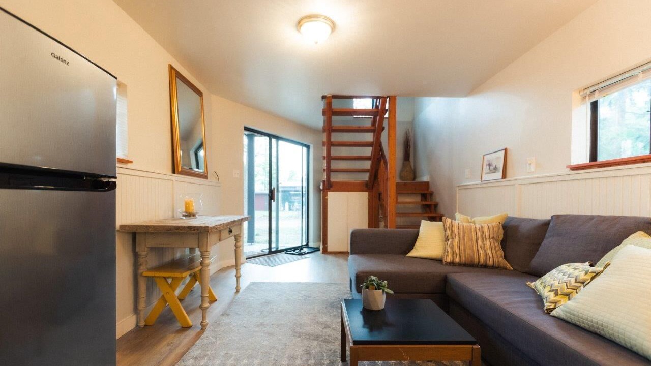 Photo of Livingroom in Proctor