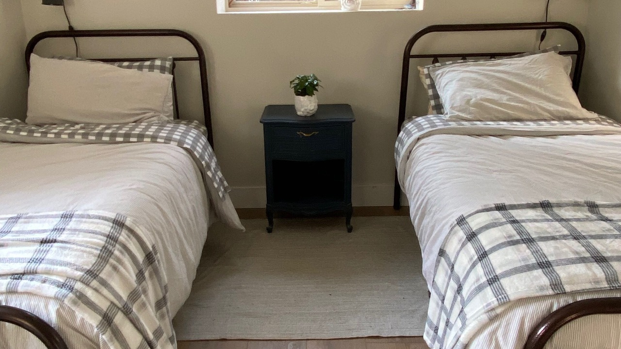 Photo of Bedroom in Madeira Park