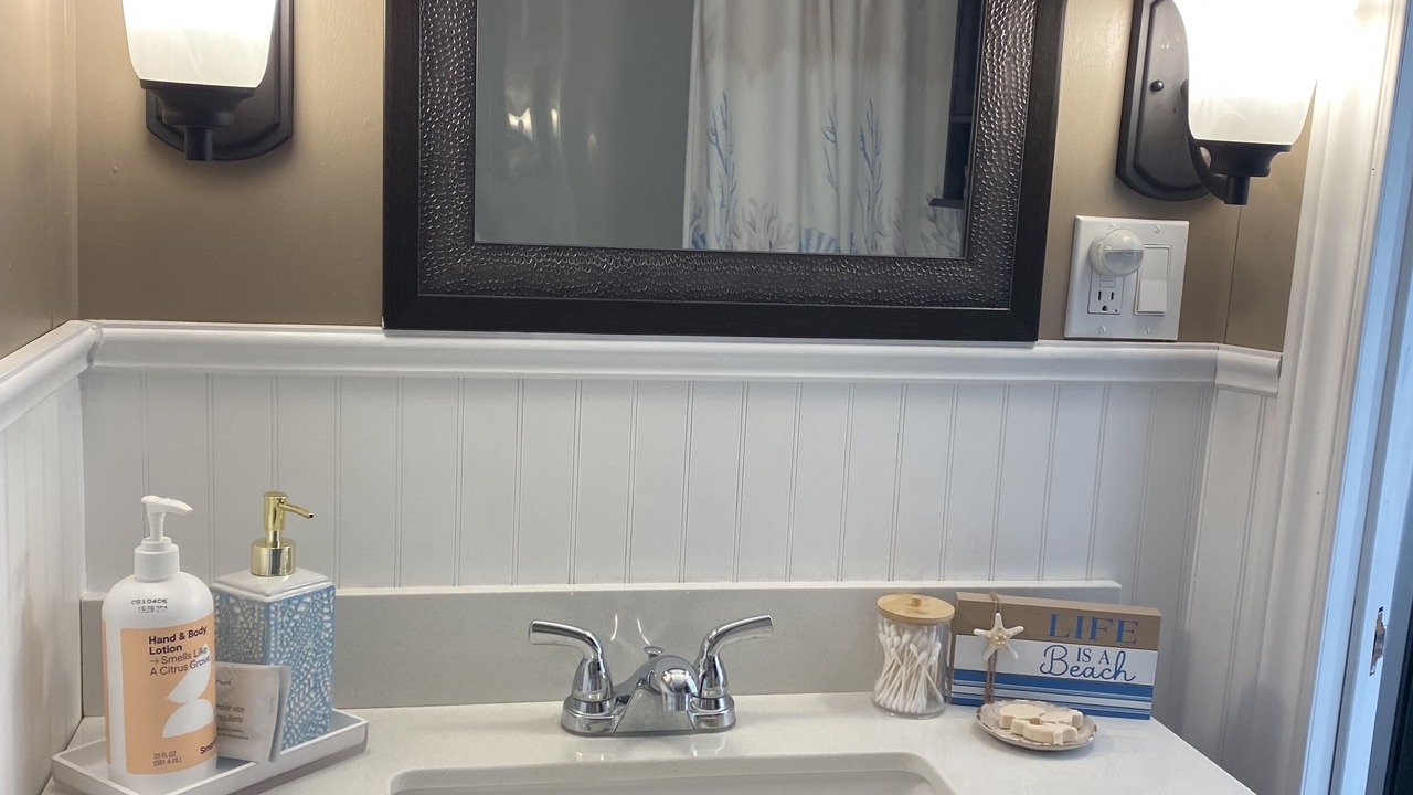 Photo of Bathroom in Wilsons Beach