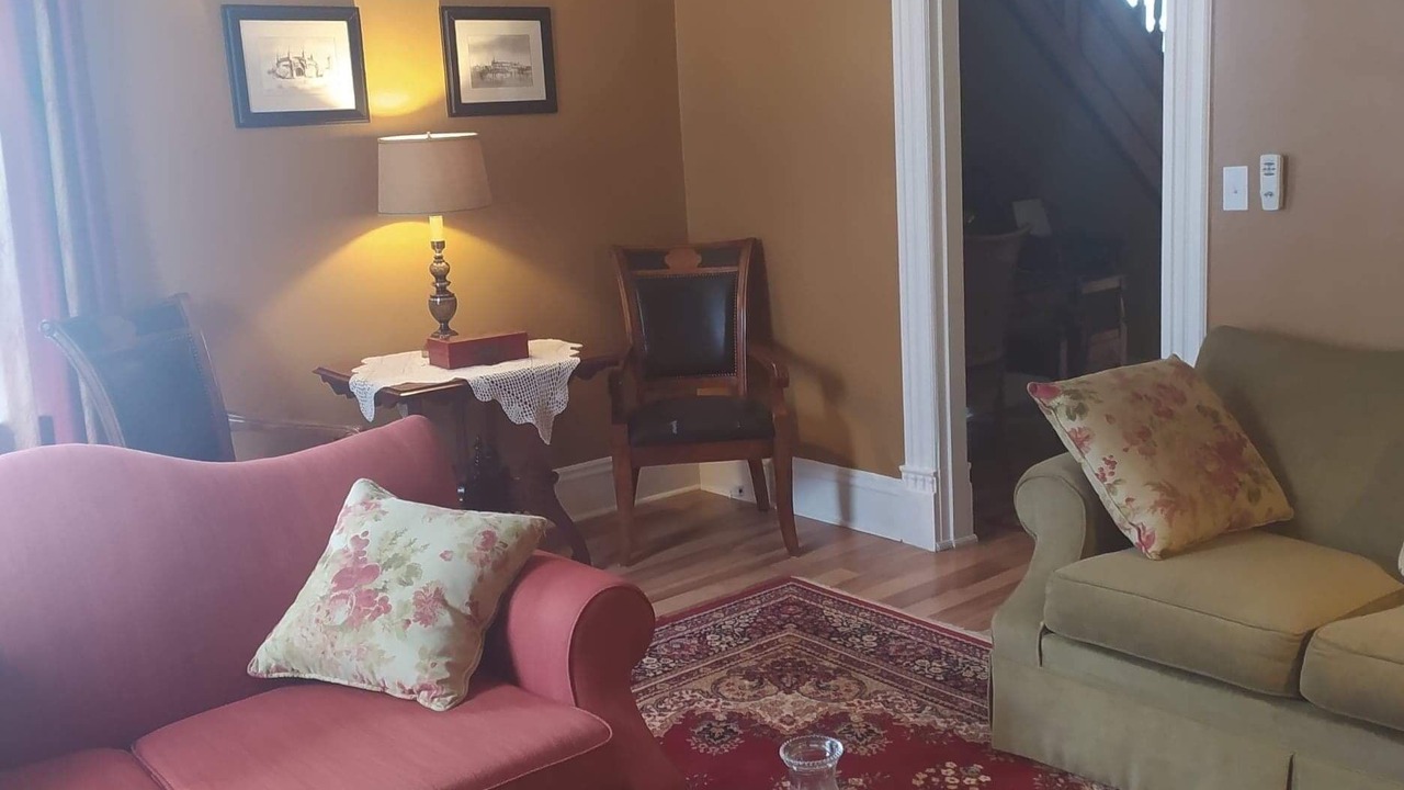 Photo of Livingroom in New London