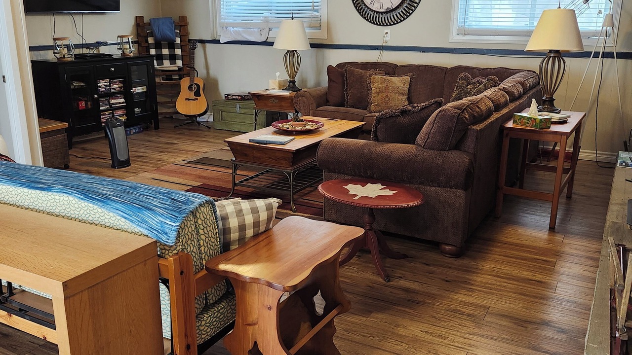 Photo of Livingroom in Gravenhurst