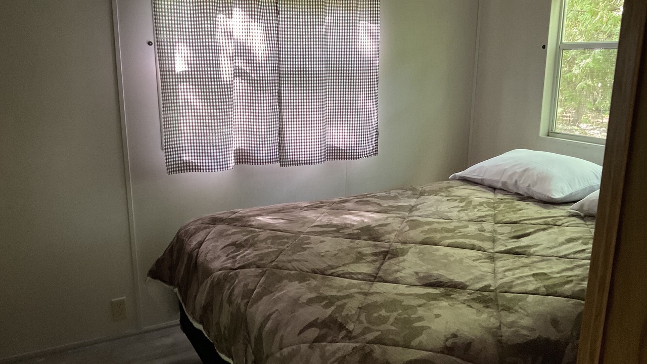 Photo of Bedroom in Manitoulin District