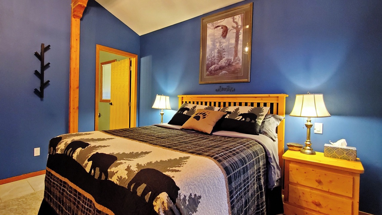 Photo of Bedroom in Sunburst Estates