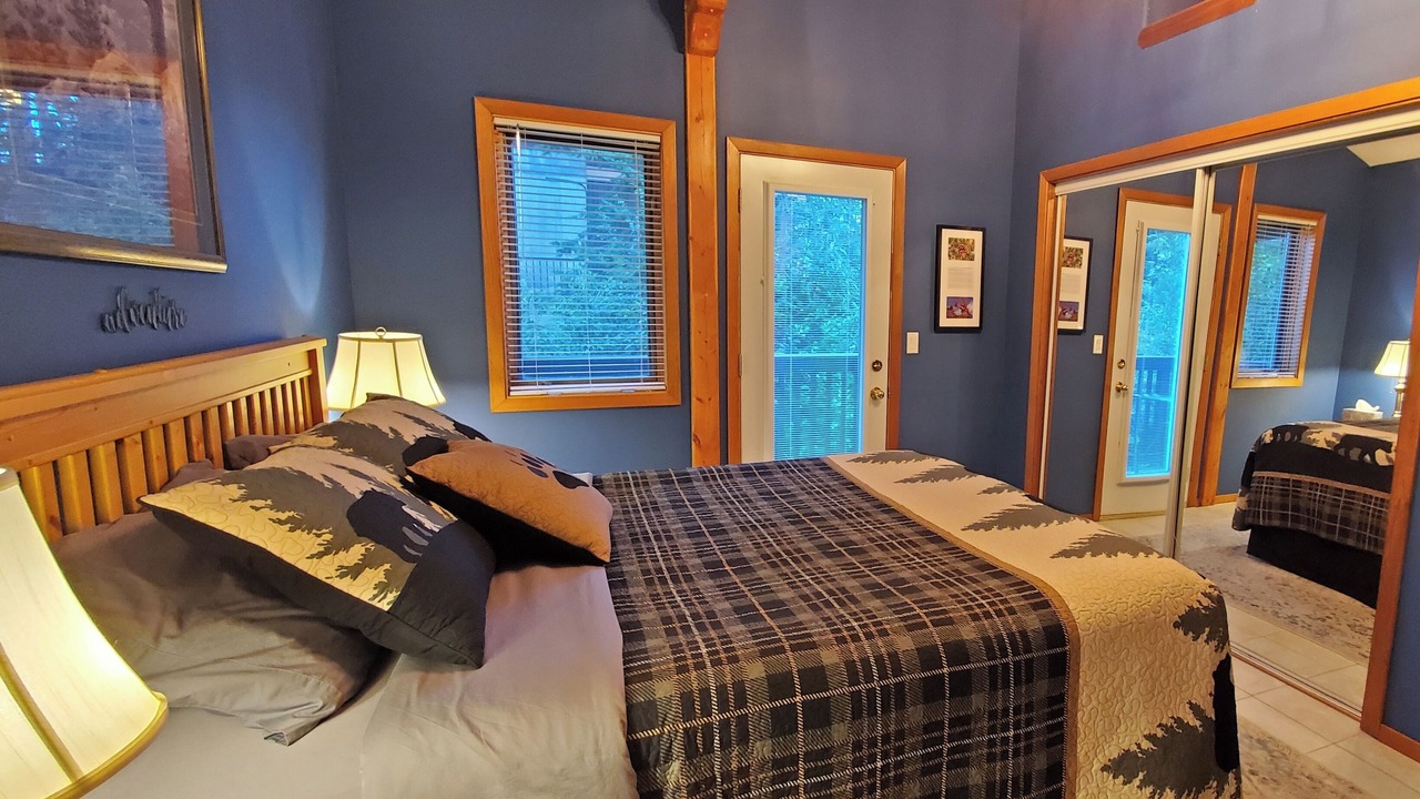 Photo of Bedroom in Sunburst Estates