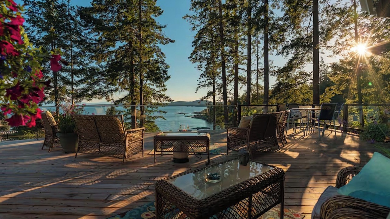 Photo of Patio Balcony in Halfmoon Bay
