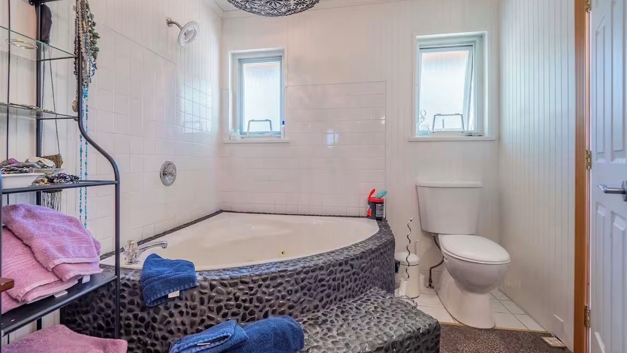 Photo of Bathroom in Halfmoon Bay