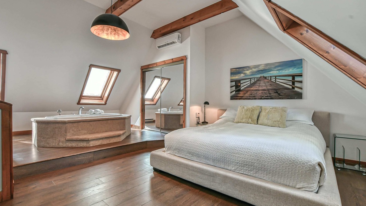 Photo of Bedroom in Sainte-Ann-des-Lacs