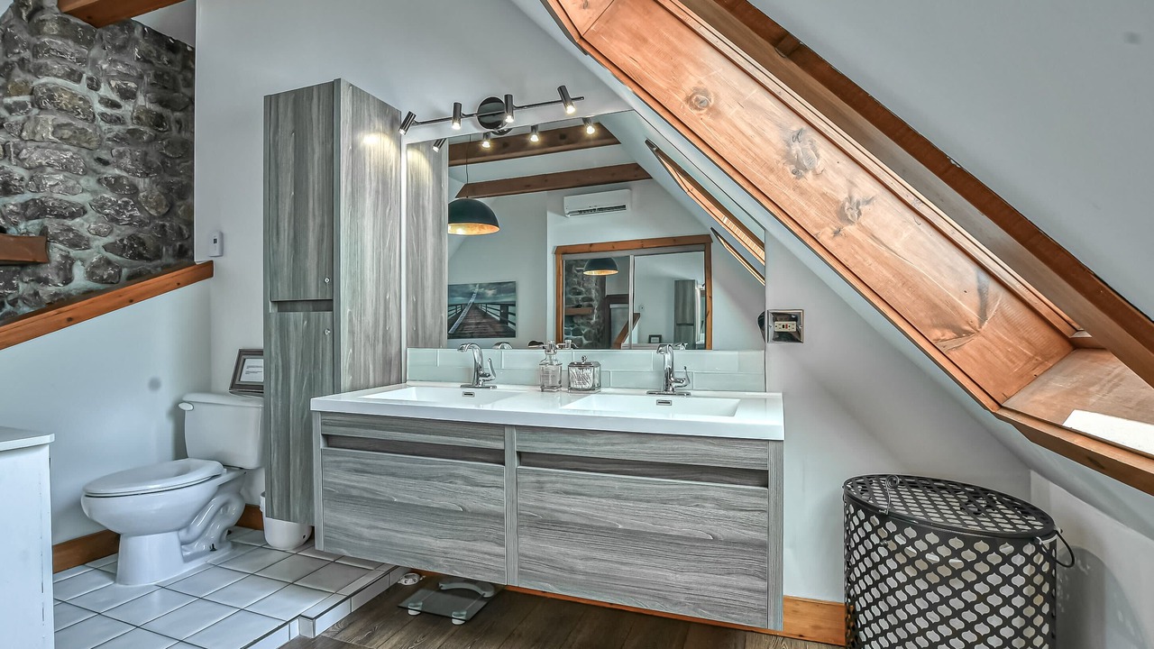 Photo of Bathroom in Sainte-Ann-des-Lacs