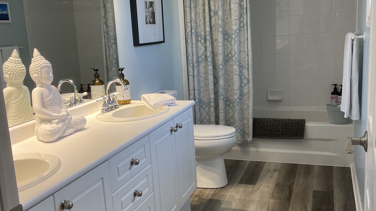 Photo of Bathroom in Port Dover