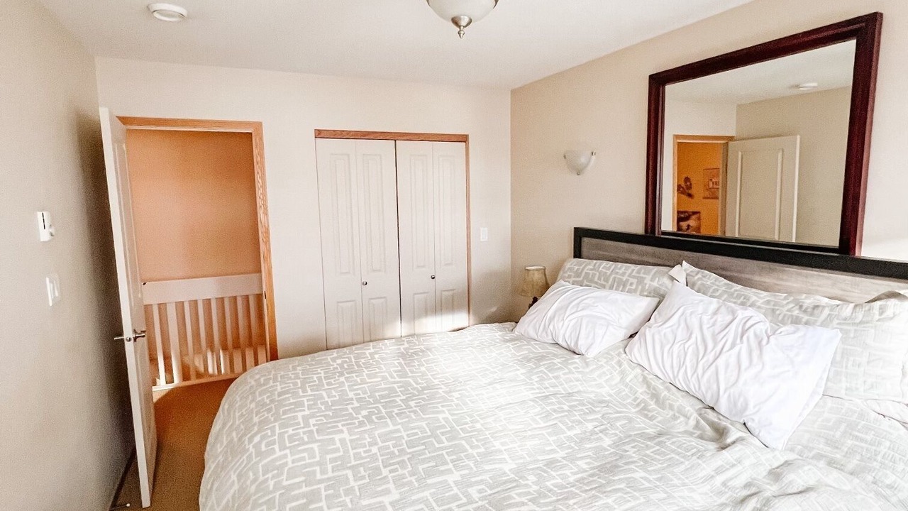 Photo of Bedroom in East Kootenay