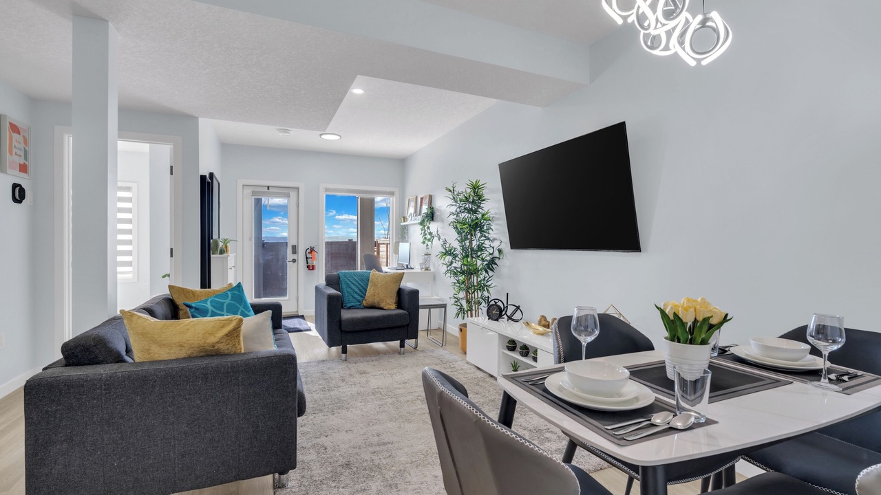 Photo of Livingroom in Southeast Calgary