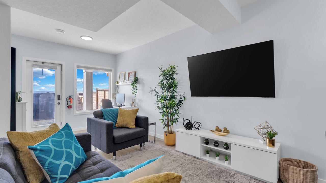 Photo of Livingroom in Southeast Calgary