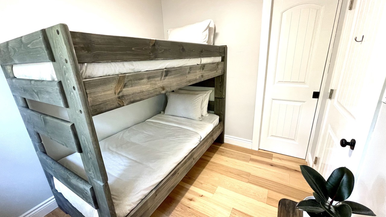 Photo of Bedroom in Port Sydney