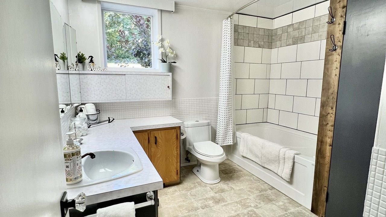 Photo of Bathroom in Regional District of Nanaimo