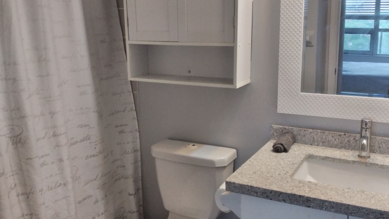 Photo of Bathroom in Englemount - Lawrence