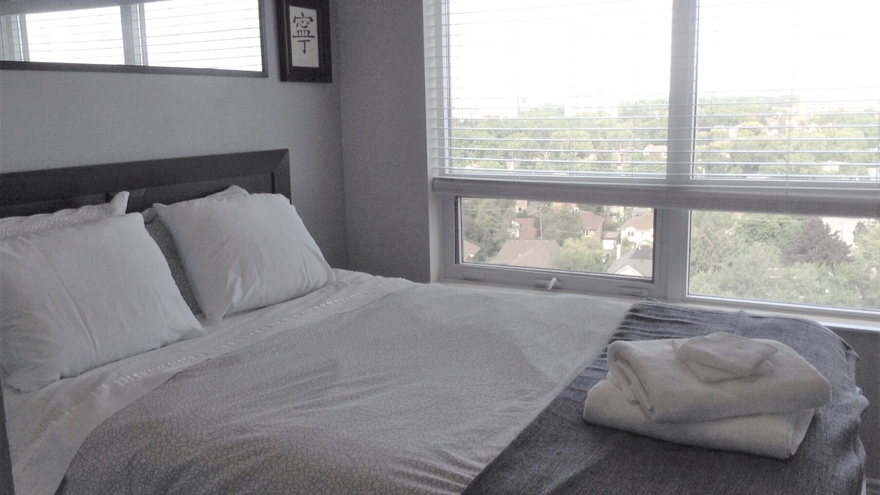 Photo of Bedroom in Englemount - Lawrence