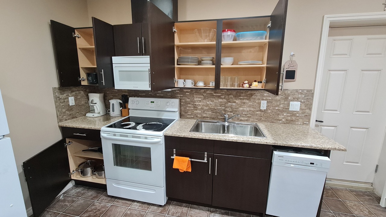 Photo of Kitchen in Southeast Edmonton