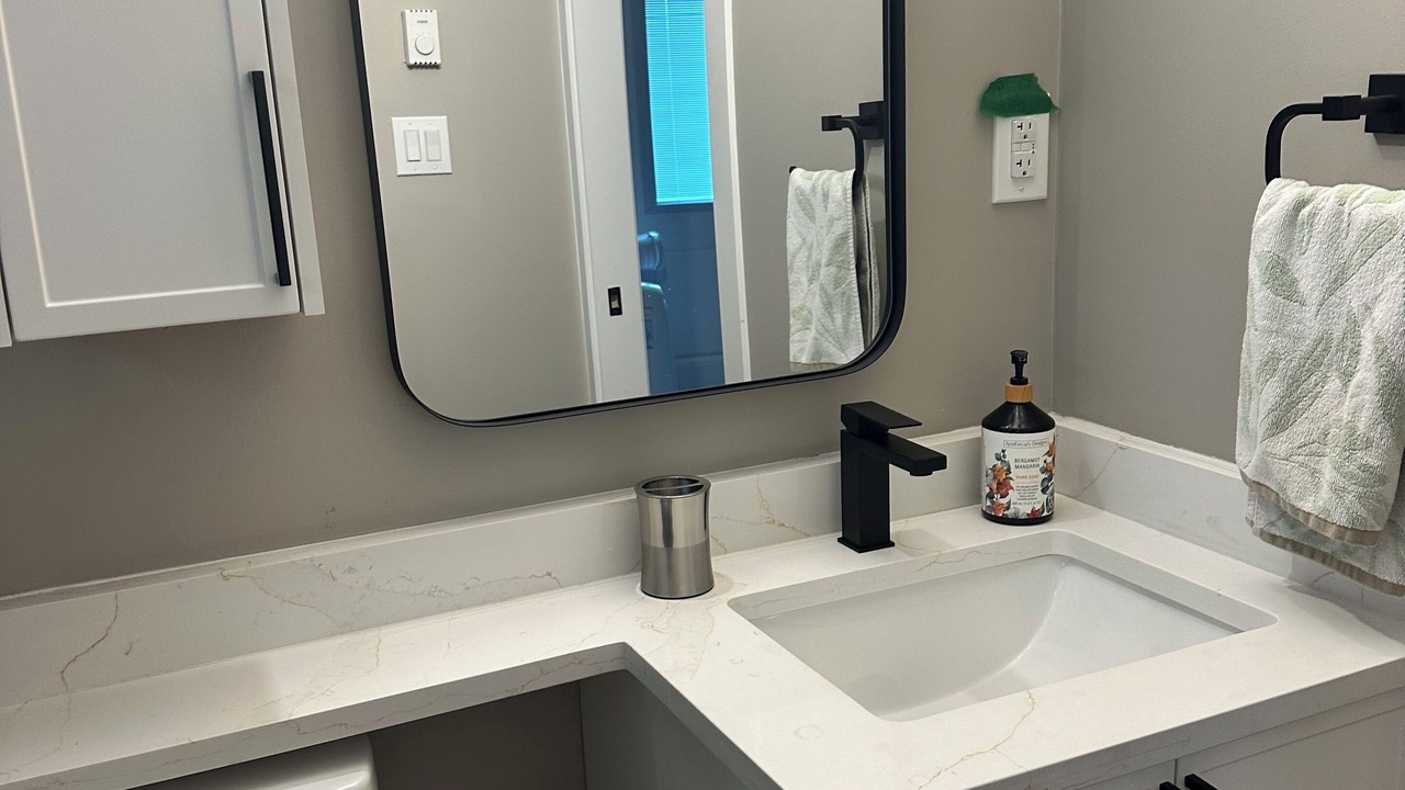 Photo of Bathroom in District of North Vancouver