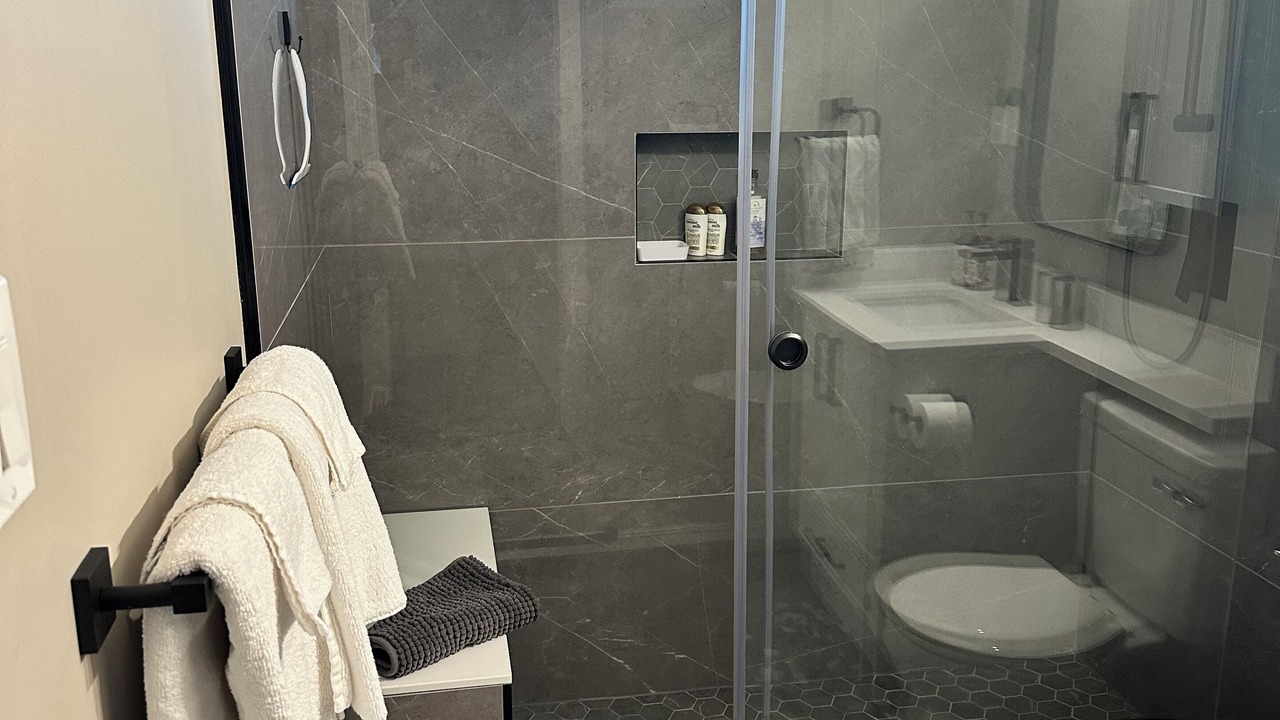 Photo of Bathroom in District of North Vancouver