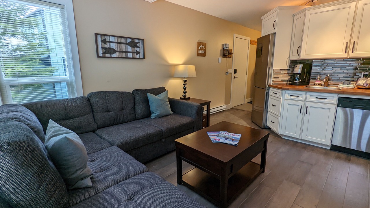 Photo of Livingroom in Whistler Creekside