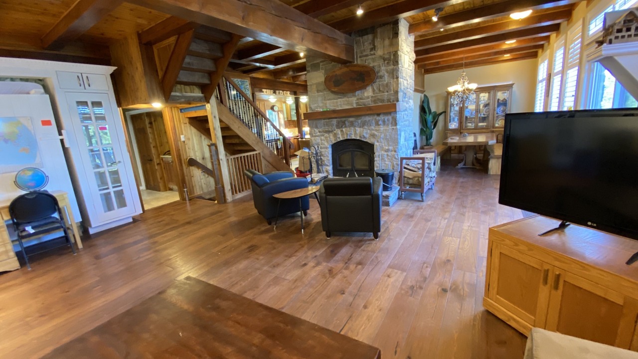 Photo of Livingroom in Dysart et al