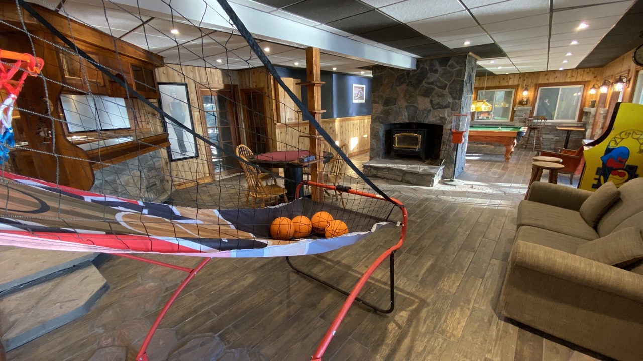 Photo of Livingroom in Dysart et al