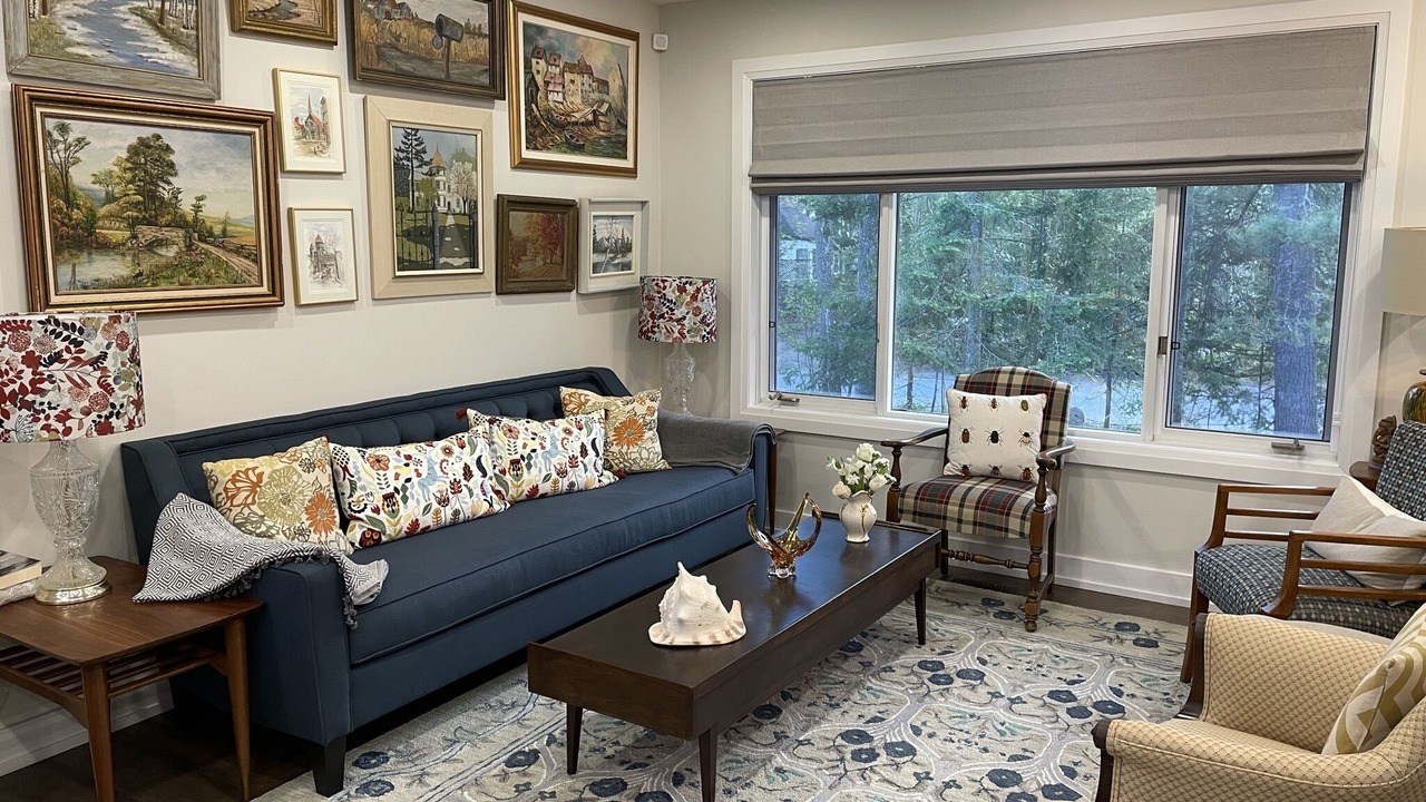 Photo of Livingroom in Tiny