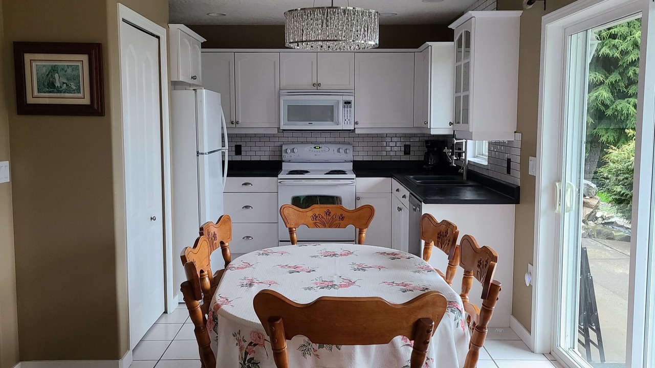 Photo of Kitchen in Regional District of Nanaimo