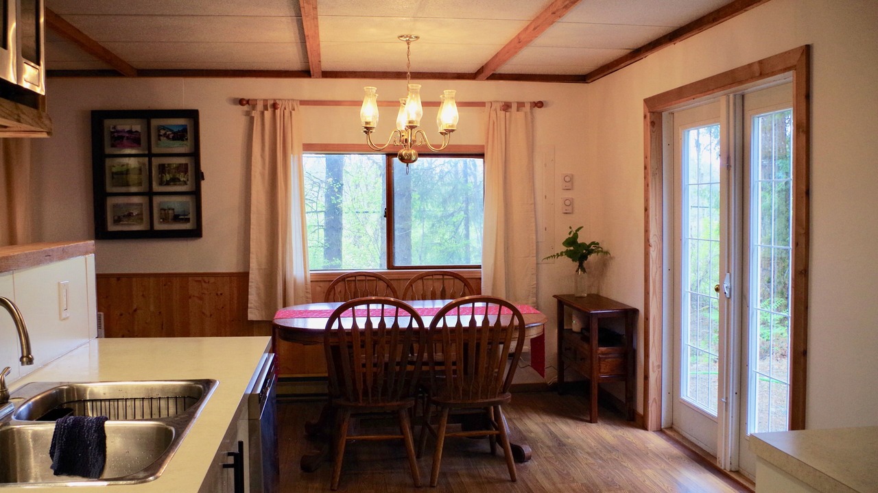 Photo of Outdoor in Alberni-Clayoquot